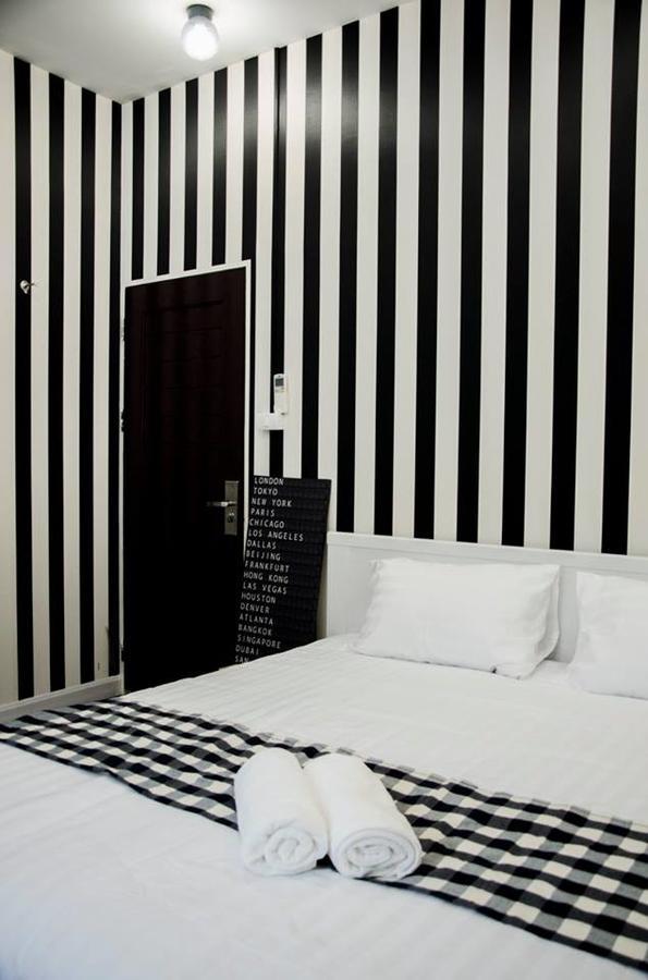 Goodfellas Thong Lo Hostel #Check In Time Needed# Bangkok Zewnętrze zdjęcie